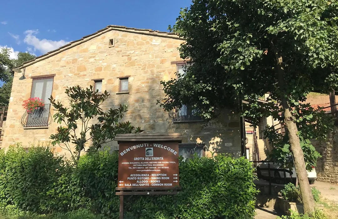 Agri Grotta dell'Eremita-1